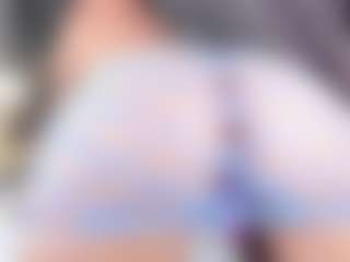 mia-evansx's Live Sex Cam Show