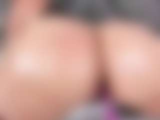 mia-evansx's Live Sex Cam Show
