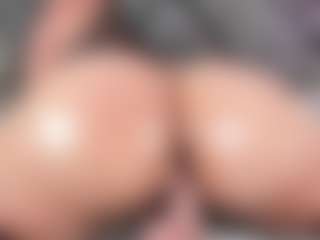 mia-evansx's Live Sex Cam Show