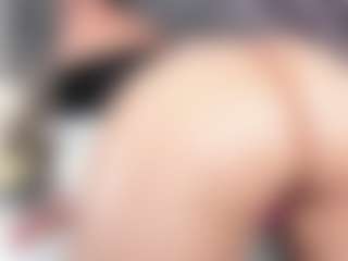 mia-evansx's Live Sex Cam Show