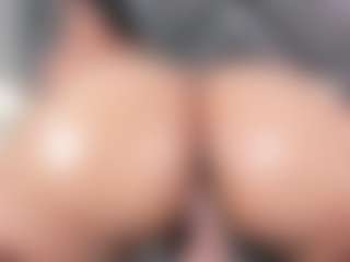 mia-evansx's Live Sex Cam Show