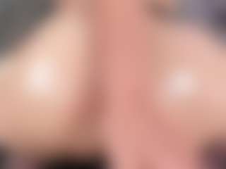 mia-evansx's Live Sex Cam Show