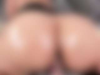mia-evansx's Live Sex Cam Show