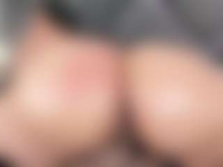 mia-evansx's Live Sex Cam Show