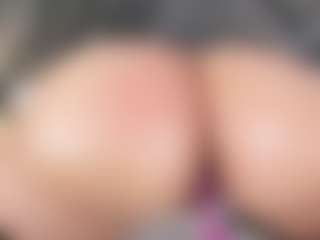 mia-evansx's Live Sex Cam Show