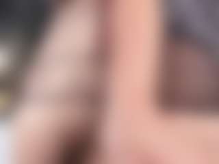 Live cam show with mia-evansx - Ride Torso on sexylivex.com