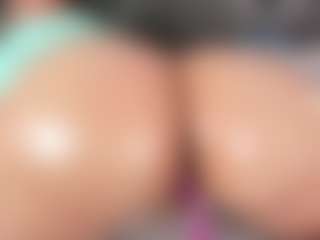 mia-evansx's Live Sex Cam Show