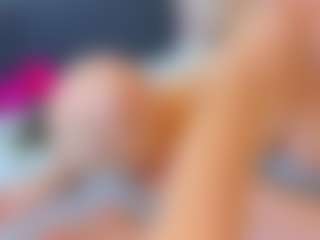 Live cam show with Candice - Blonde Hair on CamwithHer