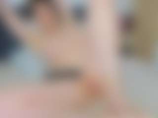 Live cam show with Candice - Strip on livesuperchat.net