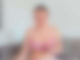 Live cam show with Candice - No Smoking on Chatstar