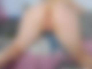 Live cam show with Candice - Big Tits on Camsoda