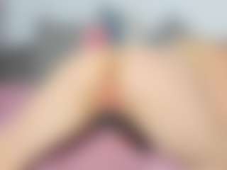 Live cam show with Candice - Big Tits on madthumbs