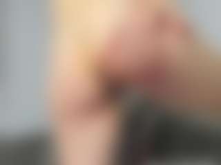 Live cam show with Candice - Foot Fetish Blonde Hair on madthumbs