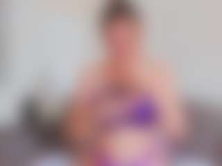Live cam show with Candice - White on Milfs Live | serbia
