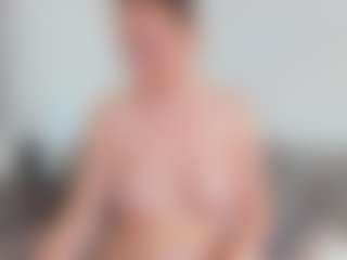Live cam show with Candice - White on parknlotfishbdy | serbia