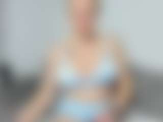 Live cam show with Candice - Blonde Hair Big Tits on xxxlivecams.org