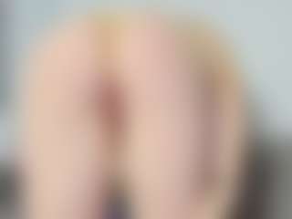 Live cam show with Candice - Tattoos on Fling VIP Chat