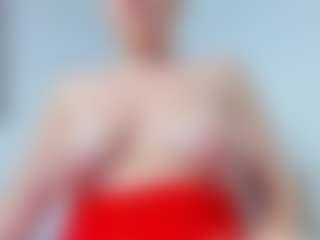Live cam show with Candice - Brown Hair on Camsoda