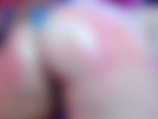 Live cam show with Purple Haze - Young Adult on x69.live