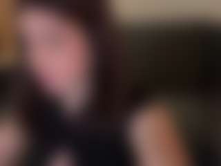 Live cam show with hehe - Petite on Camsoda