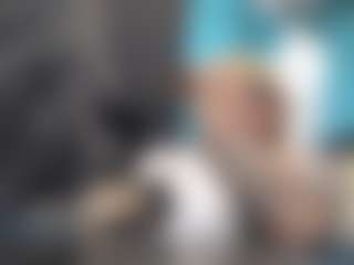 yoursl4ve's Live Sex Cam Show