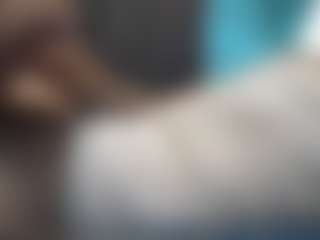 yoursl4ve's Live Sex Cam Show