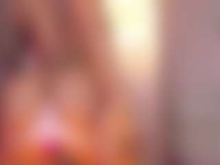 aanttonella's Live Sex Cam Show