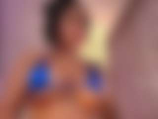 Live cam show with aanttonella - Curvy Teen (18+) on nudelive.tv