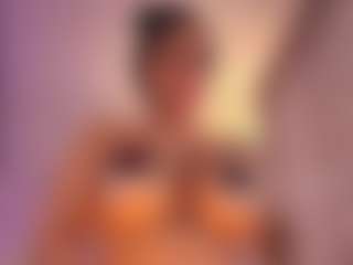 aanttonella's Live Sex Cam Show