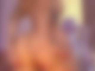 aanttonella's Live Sex Cam Show