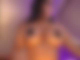 aanttonella's Live Sex Cam Show