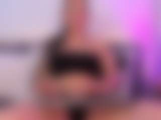Ellie Mitchell's Live Sex Cam Show