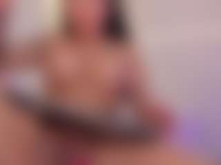 Ellie Mitchell's Live Sex Cam Show