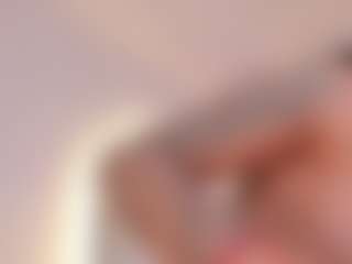 Ellie Mitchell's Live Sex Cam Show