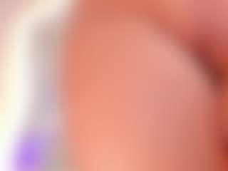 Ellie Mitchell's Live Sex Cam Show