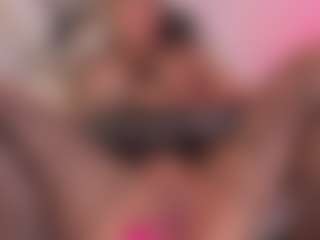 Ellie Mitchell's Live Sex Cam Show