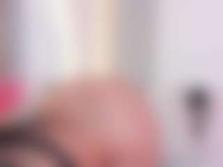 Ellie Mitchell's Live Sex Cam Show