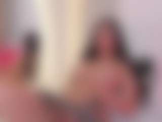 Ellie Mitchell's Live Sex Cam Show