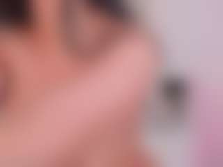 Ellie Mitchell's Live Sex Cam Show