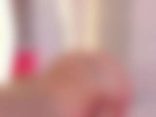 Live cam show with Ellie Mitchell - Erotic Dance on Camiplay Live