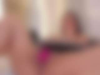 Ellie Mitchell's Live Sex Cam Show