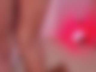 Ellie Mitchell's Live Sex Cam Show