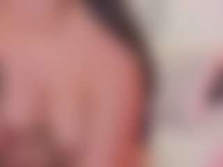 Live cam show with Ellie Mitchell - Solo on Gym Cam Girls