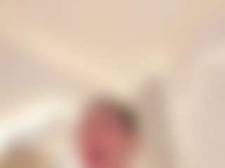Ellie Mitchell's Live Sex Cam Show