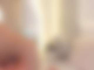 Ellie Mitchell's Live Sex Cam Show