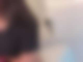 Live cam show with Ellie Mitchell - BBW on Fit Hotties