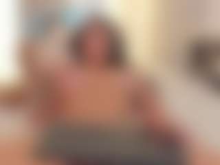 Ellie Mitchell's Live Sex Cam Show