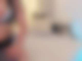 Live cam show with Ellie Mitchell - Natural on Nude Chat * 1 On 1 Webcam Sex * Live Cam Show