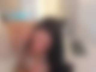 Ellie Mitchell's Live Sex Cam Show