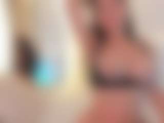 Ellie Mitchell's Live Sex Cam Show